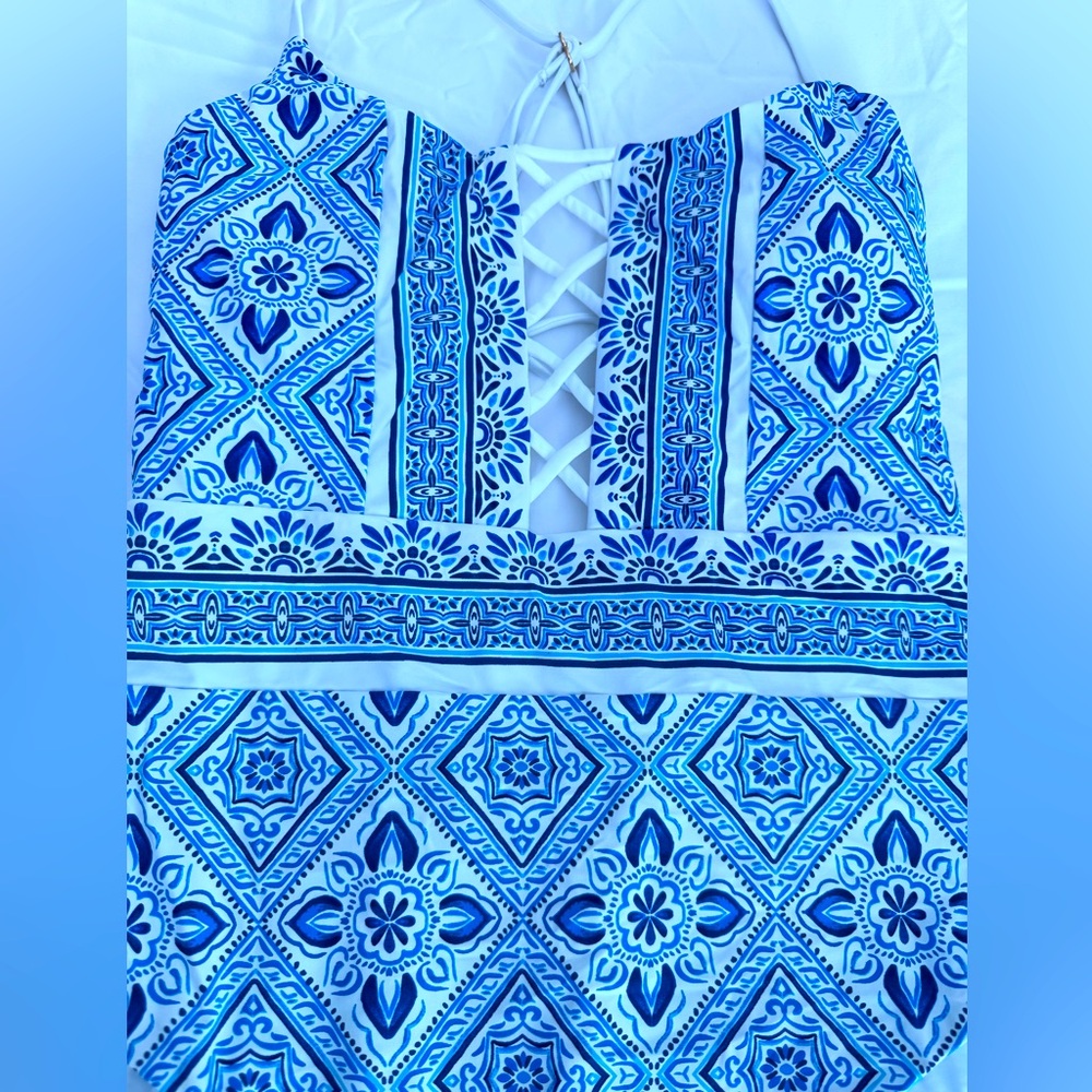 La Blanca Strappy One Piece Swimsuit SZ 10 Capri Blue Mediterranean Breeze - Picture 10 of 16